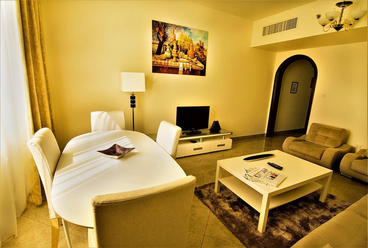 Abu Dhabi Plaza Hotel Apartments Exterior photo